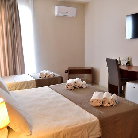 Hotel Futuro Aversa Eksteriør billede
