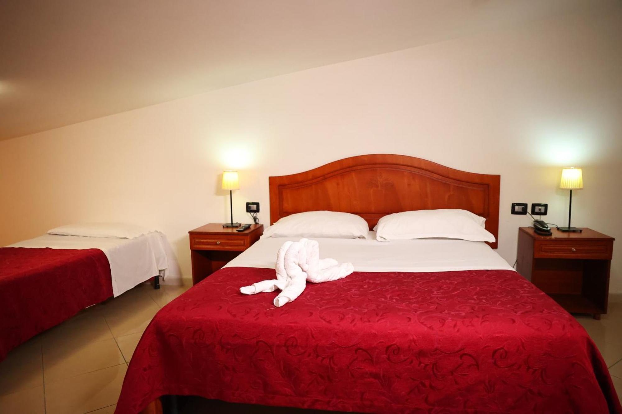 Hotel Futuro Aversa Eksteriør billede