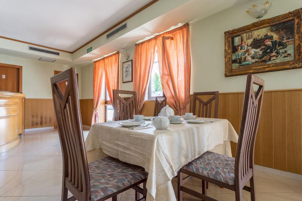 Hotel Futuro Aversa Eksteriør billede
